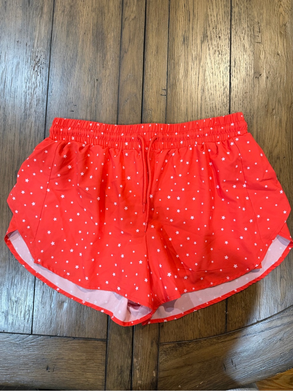 crown & ivy Red Star-Print Athletic Shorts